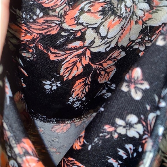 Shirt/Tank - Picture 5 of 5